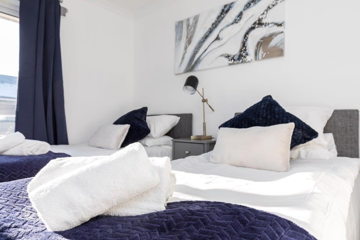 19A The Broadwalk - Cozy 1Br In The Heart Of Crawley Near Gatwick Airport Great For Contractors And Flight Crew Students Villa Eksteriør billede